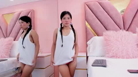 Snapshot of roxy_flame_ chatting on 2, 12, 2025 Roxy online show from 2, 12, 2025