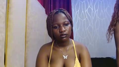 Snapshot of roxy_heather chatting on 12, 1, 2026 Roxy online show from 12, 1, 2026