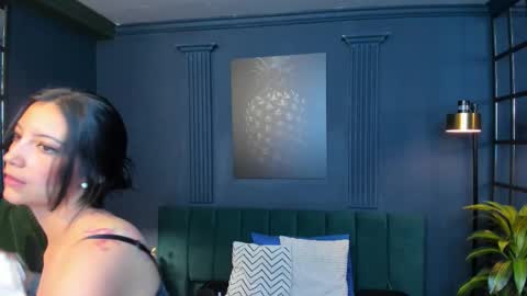 Roxy hell online show from 7, 2, 2026