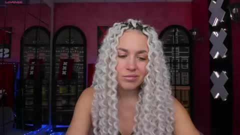 Snapshot of roxy_mars chatting on 19, 5, 2026 Roxy online show from 19, 5, 2026