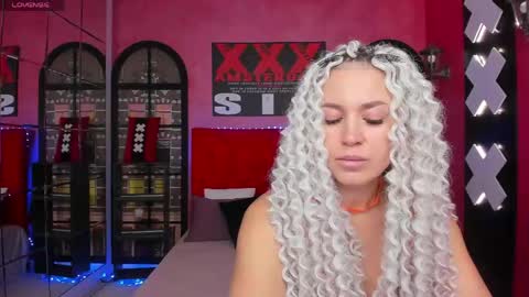 Snapshot of roxy_mars chatting on 21, 5, 2026 Roxy online show from 21, 5, 2026