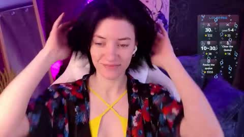 Snapshot of roxy_riot_ chatting on 23, 12, 2025 roxy_riot_ online show from 23, 12, 2025