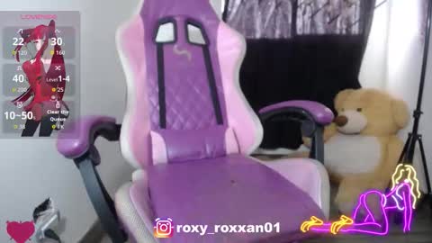 Snapshot of roxy_roxxan chatting on 18, 3, 2026 - online show from 18, 3, 2026