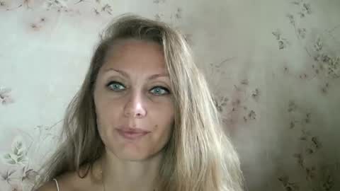 roxyfox18x01 online show from 2, 10, 2025