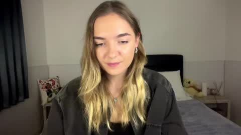 Roxy online show from 15, 7, 2026