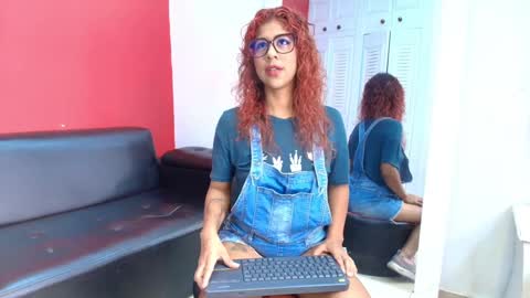 Snapshot of roy_luna chatting on 9, 9, 2025 Roy Luna online show from 9, 9, 2025
