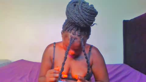 Snapshot of royal_goddes chatting on 28, 2, 2025 goddes online show from 28, 2, 2025