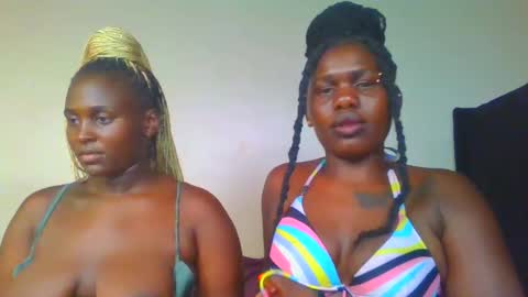 Snapshot of royal_goddes chatting on 2, 3, 2025 goddes online show from 2, 3, 2025