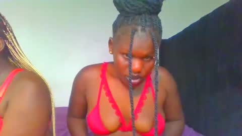 Snapshot of royal_goddes chatting on 4, 3, 2025 goddes online show from 4, 3, 2025