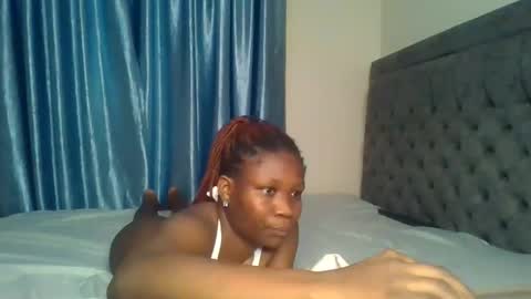 Snapshot of royal_goddes chatting on 26, 10, 2025 goddes online show from 26, 10, 2025