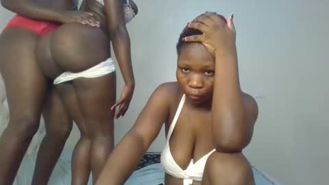 Snapshot of royal_goddes chatting on 10, 11, 2025 goddes online show from 10, 11, 2025