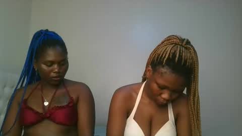 Snapshot of royal_goddes chatting on 4, 12, 2025 goddes online show from 4, 12, 2025