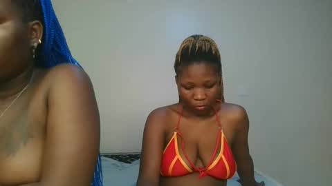 Snapshot of royal_goddes chatting on 5, 12, 2025 goddes online show from 5, 12, 2025