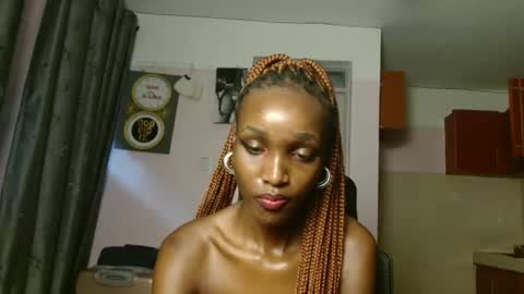 Softluxe online show from 8, 5, 2026