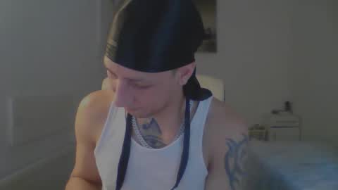 royalpapi12 online show from 9, 4, 2026