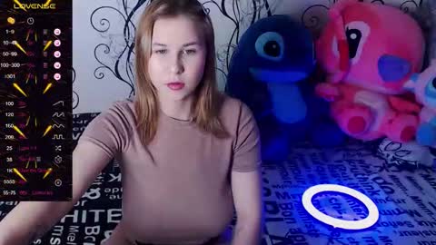 Snapshot of royangela chatting on 2, 10, 2025 angela online show from 2, 10, 2025