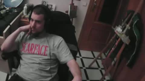 Snapshot of royer04 chatting on 29, 9, 2025 royer04 online show from 29, 9, 2025