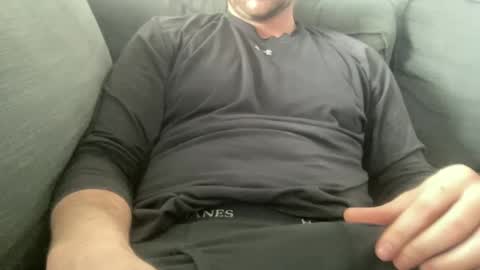 Snapshot of roythegil chatting on 20, 2, 2025 roythegil online show from 20, 2, 2025