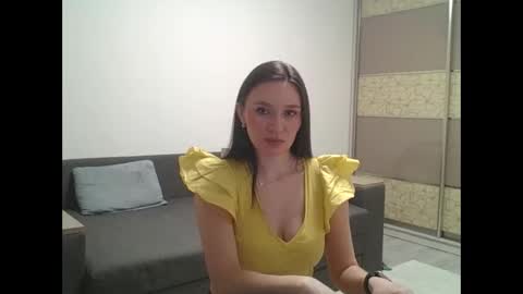 Roza05x online show from 6, 4, 2026