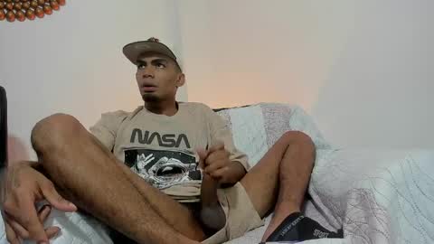 Snapshot of rpoolrboy chatting on 29, 4, 2026 POOL online show from 29, 4, 2026