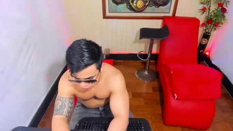 rrmodelsstars online show from 4, 4, 2026