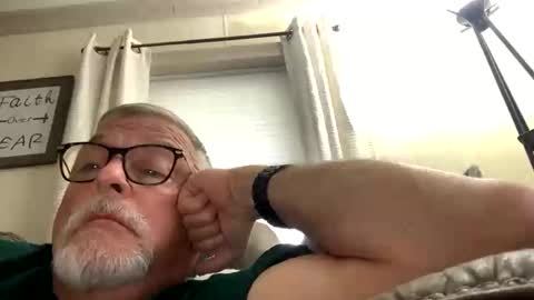 Snapshot of rs006 chatting on 20, 10, 2025 rs006 online show from 20, 10, 2025