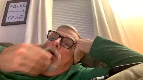 Snapshot of rs006 chatting on 5, 12, 2025 rs006 online show from 5, 12, 2025