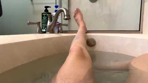 Snapshot of rsxxx130 chatting on 12, 1, 2025 ireneTxCD online show from 12, 1, 2025