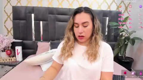 Snapshot of rubby_taylor chatting on 18, 7, 2026 RubbyTaylor online show from 18, 7, 2026