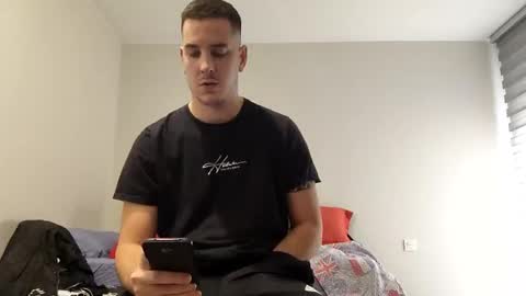 Dechill22 online show from 13, 12, 2024