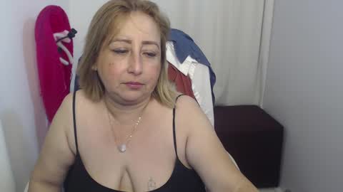 Snapshot of rubi_halliwey chatting on 12, 1, 2025 Rubi online show from 12, 1, 2025