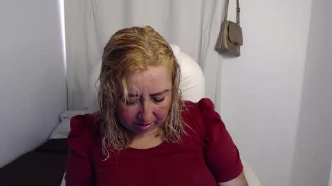 Snapshot of rubi_halliwey chatting on 28, 9, 2025 Rubi online show from 28, 9, 2025