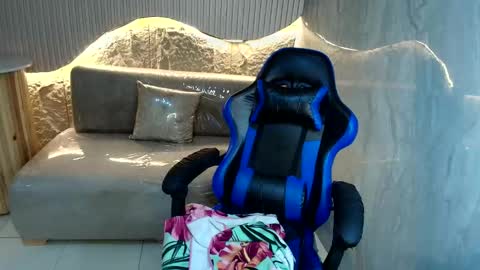 rubia_encantada_r online show from 8, 3, 2026