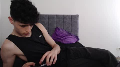 Snapshot of ruby__redd chatting on 15, 2, 2026 Ruby and Vanie online show from 15, 2, 2026