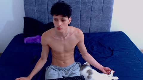 Snapshot of ruby__redd chatting on 30, 3, 2026 Ruby and Vanie online show from 30, 3, 2026