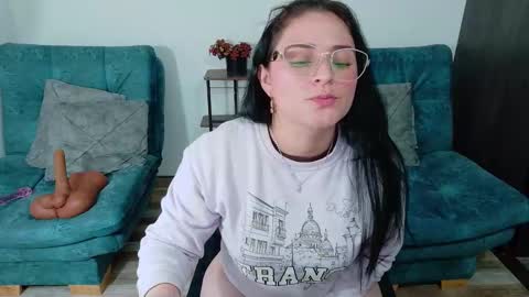 Snapshot of ruby_glow chatting on 4, 2, 2026 Ruby online show from 4, 2, 2026