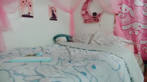 Snapshot of ruby_wren chatting on 9, 2, 2026 Ruby Wren online show from 9, 2, 2026