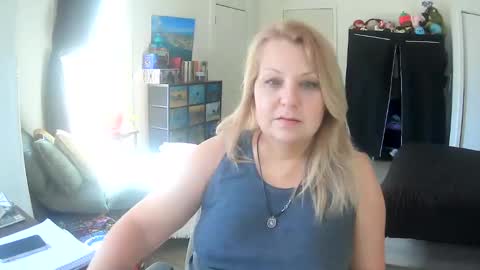 Snapshot of rubygissing chatting on 2, 10, 2025 Call me Ruby online show from 2, 10, 2025