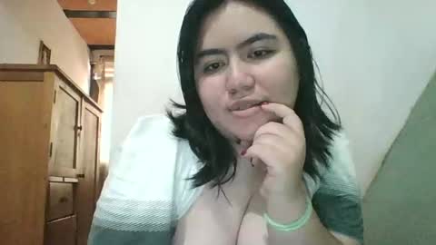 Snapshot of rubyrouge14 chatting on 22, 10, 2025 rubyrouge14 online show from 22, 10, 2025