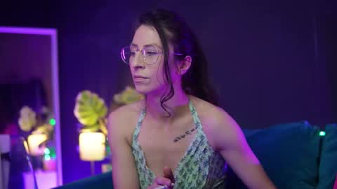 Snapshot of rubyrya chatting on 18, 11, 2025 Ruby online show from 18, 11, 2025