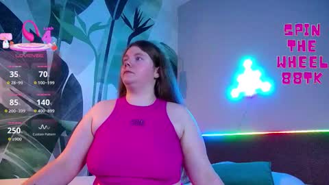 Snapshot of rubyvalen chatting on 10, 11, 2025 Ruby online show from 10, 11, 2025