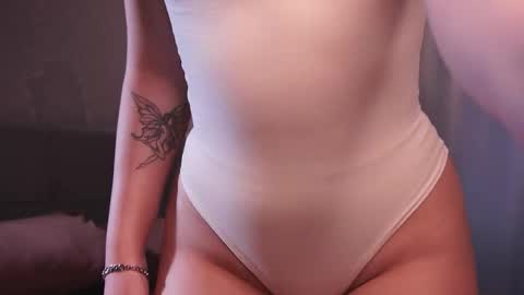 Mila online show from 19, 12, 2025