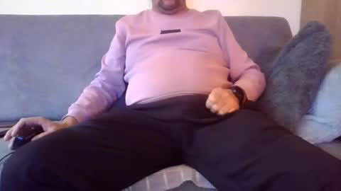 Snapshot of runner_1978 chatting on 13, 12, 2024 runner_1978 online show from 13, 12, 2024