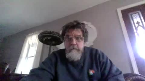 Snapshot of runningaround60 chatting on 3, 12, 2024 runningaround60 online show from 3, 12, 2024