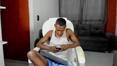 Snapshot of runnyx_09 chatting on 19, 12, 2025 Runnix online show from 19, 12, 2025