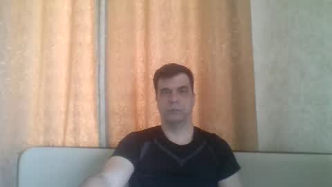 Snapshot of rusqadisx chatting on 6, 5, 2026 rusqadisx online show from 6, 5, 2026