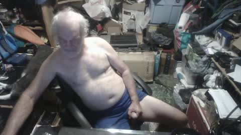 Snapshot of russtenail21 chatting on 18, 9, 2025 Russtenail21 online show from 18, 9, 2025