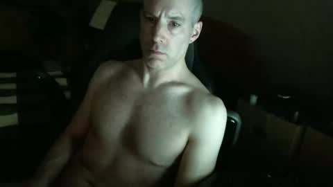 Snapshot of rustic_cuse_777 chatting on 1, 12, 2025 rustic_cuse_777 online show from 1, 12, 2025