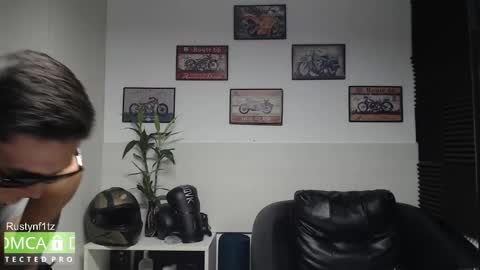 Snapshot of rustynf1tz chatting on 15, 11, 2025 MillionDollarGuy online show from 15, 11, 2025