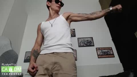 Snapshot of rustynf1tz chatting on 14, 12, 2025 MillionDollarGuy online show from 14, 12, 2025